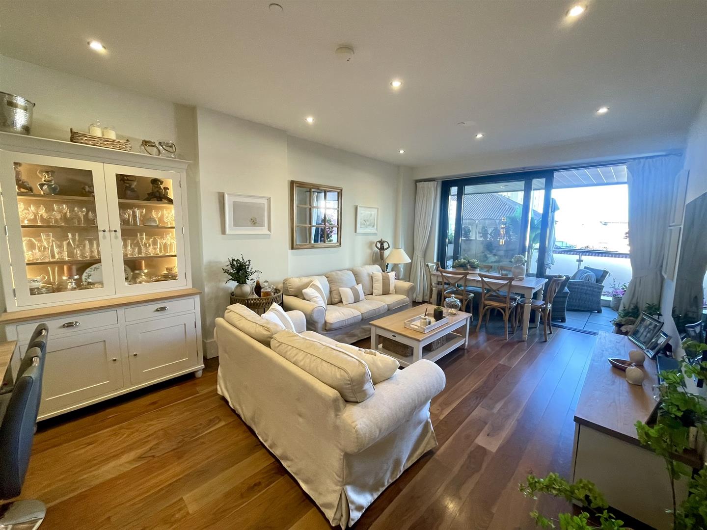 Image of Apartment - 2 Bedrooms - 2 Bathrooms for Sale in Midtown-Gibraltar, Image 11